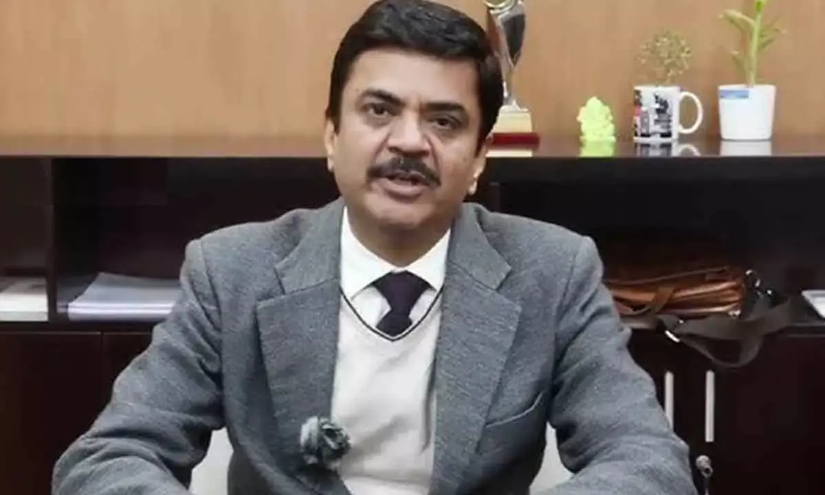 India Shrugs Off Any Major Impact