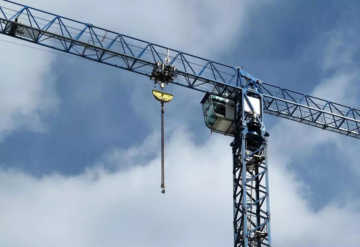 Selection and Operational Standards for Lifting Machinery in Civil Engineering Selection and Operational Standards for Lifting Machinery in Civil Engineering