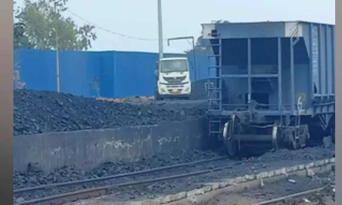 Govt gives letters of award to firms in big push to coal gasification projects