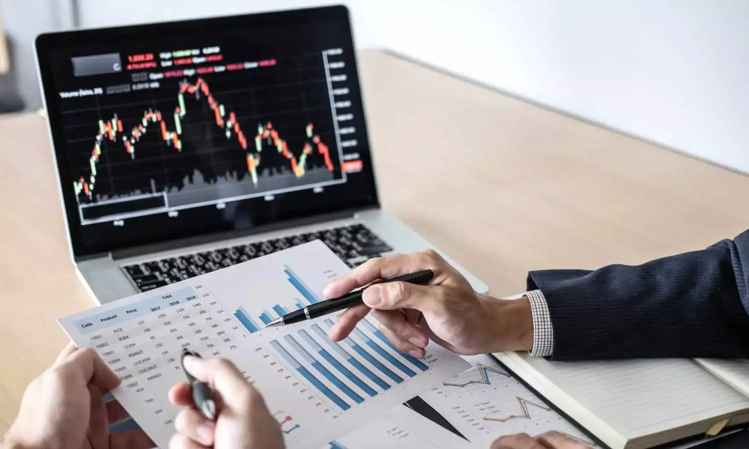 Sensex Climbs 500 Points: 3 Key Factors Driving Todays Stock Market Rally