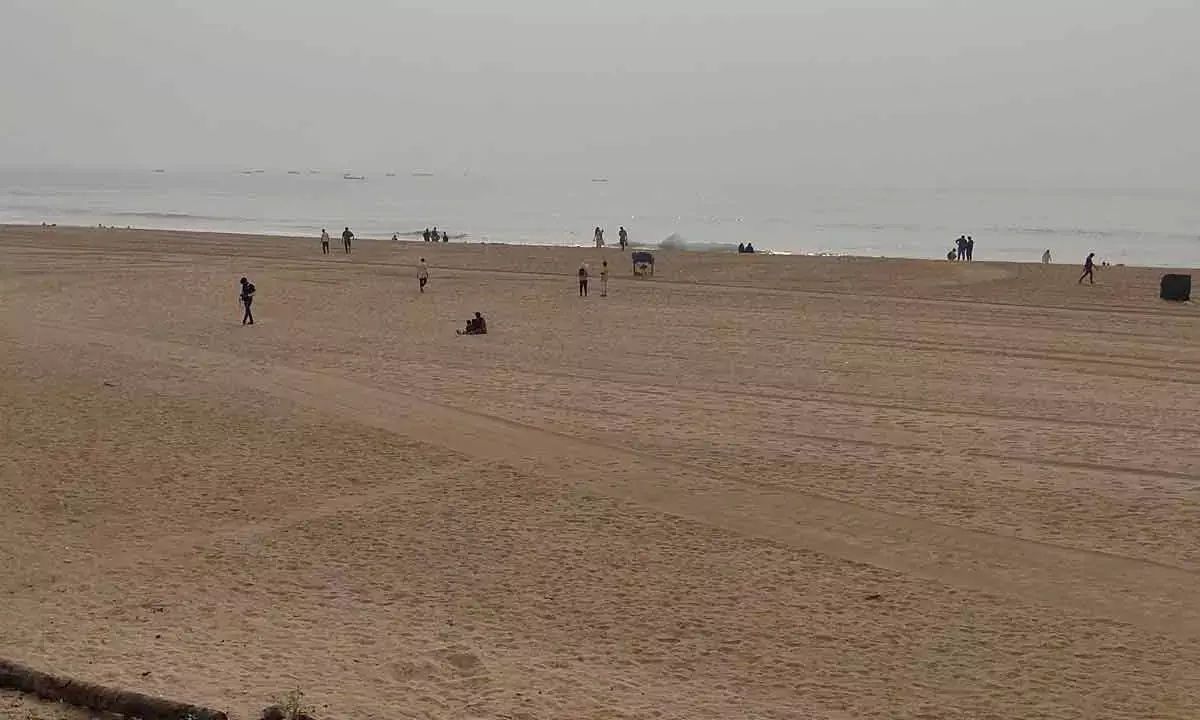 Popular Beachfront In Vizag Resembles Chennais Marina