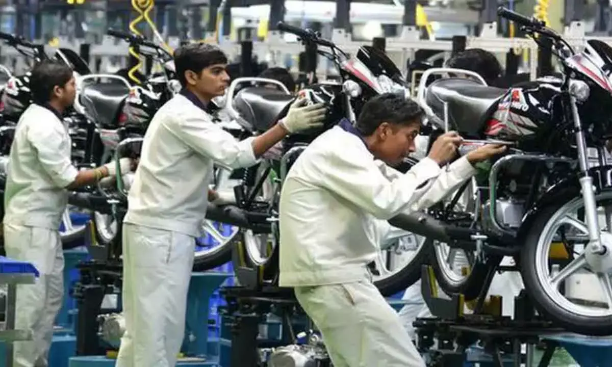 Hero MotoCorp Eyes Double-Digit Revenue Growth Next Fiscal: CFO