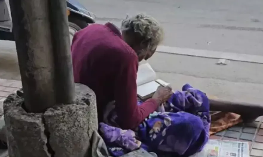 From corporates to bookstores: MBA grad turns street struggles into an online inspiration