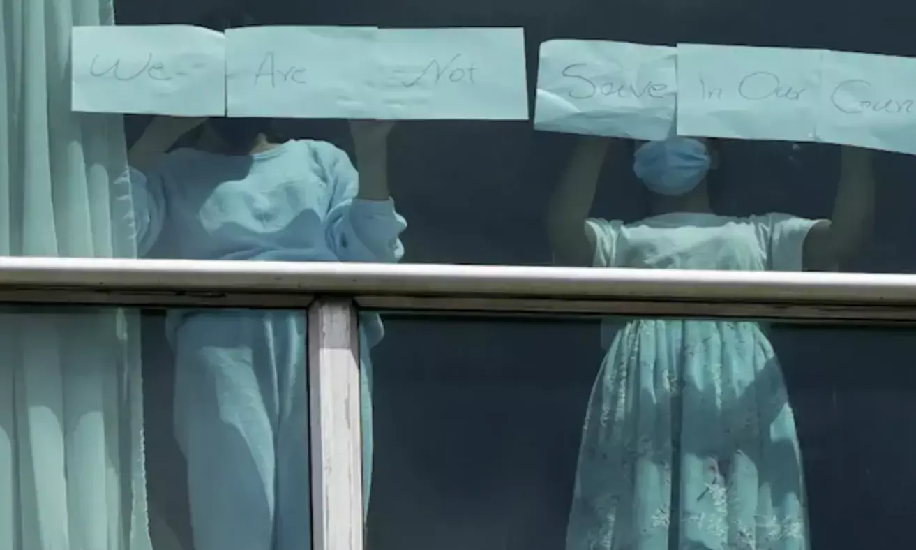 Indians among 300 US deportees seen pleading for help from Panama Hotel window