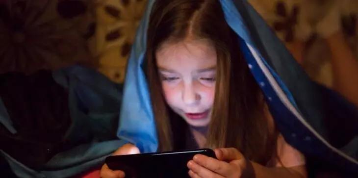 How to Block Dangerous Websites for Kids - Parental Control App FamiGuard How to Block Dangerous Websites for Kids - Parental Control App FamiGuard
