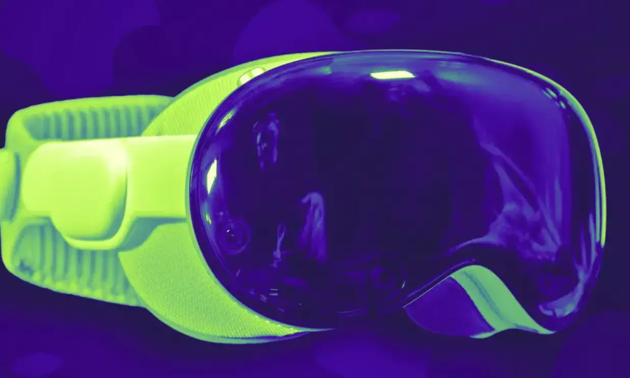 Apple Vision Pro headset receives much-needed features in latest update