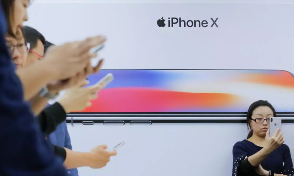 Alphabet stock rises on potential Apple integration and major salesforce deal