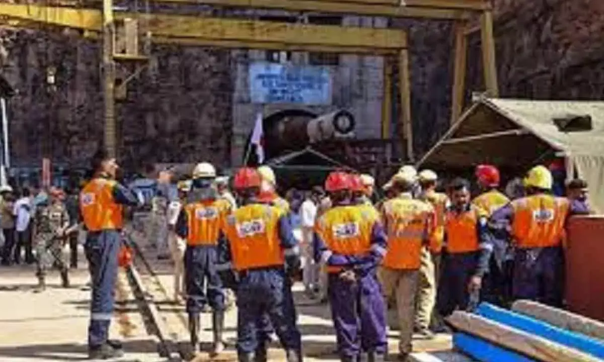 Hope To Complete Tunnel Rescue Ops In 2 Days, Says Min Uttam
