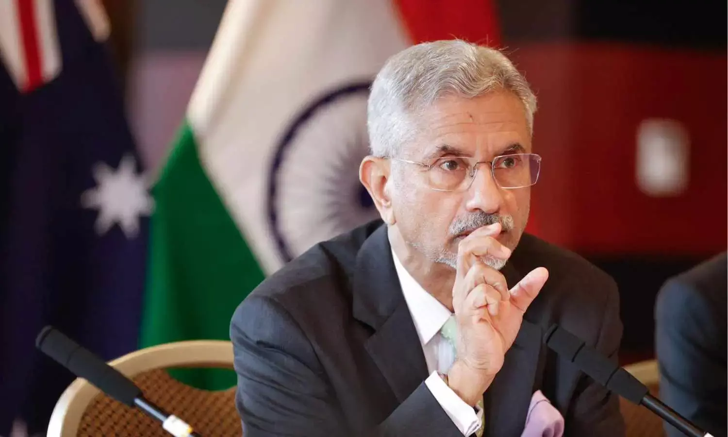 Khalistani Activist Breaks Through Security at S Jaishankar’s London Event, Vandalizes Indian Flag