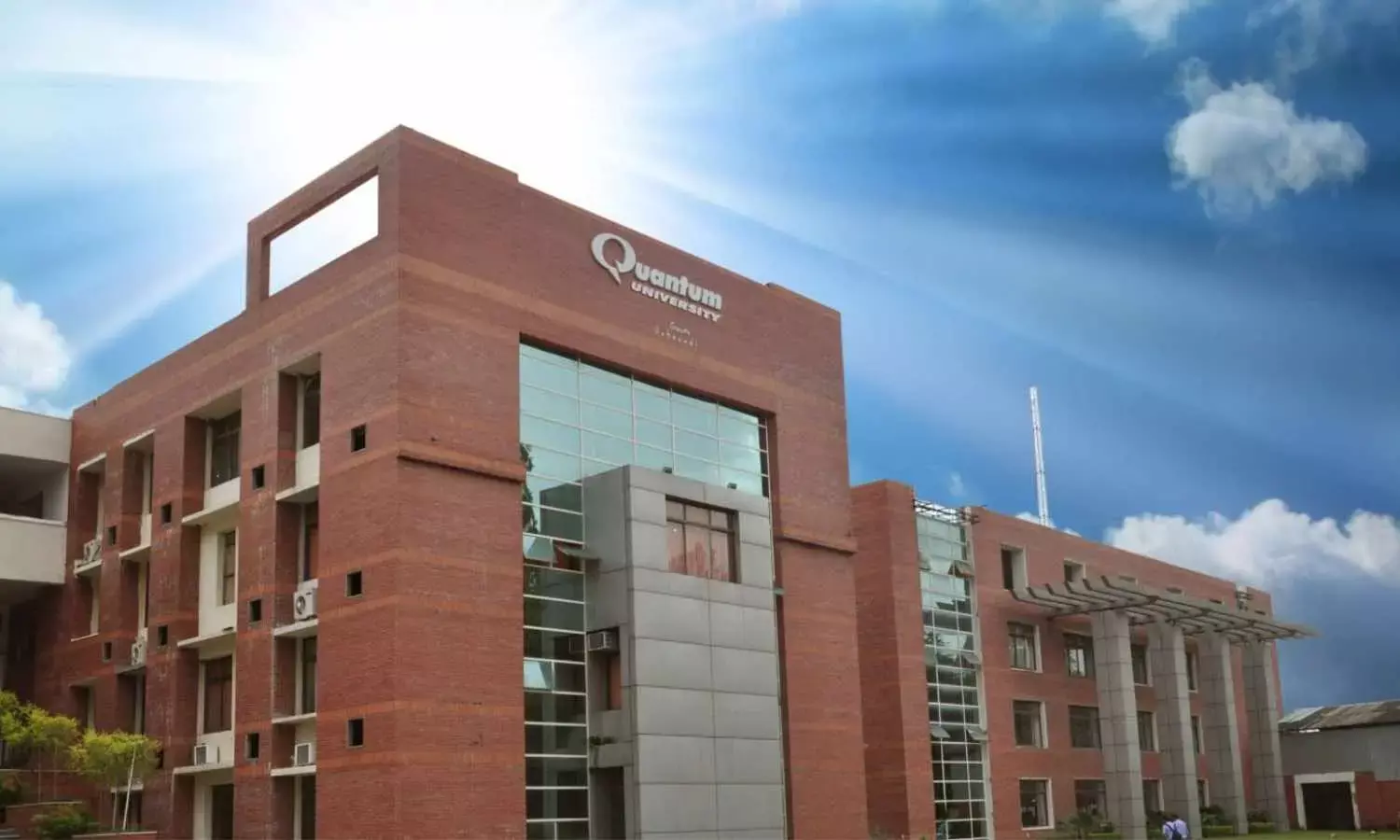 Quantum Mind Business School: Pioneering AI-Driven Financial Education in France