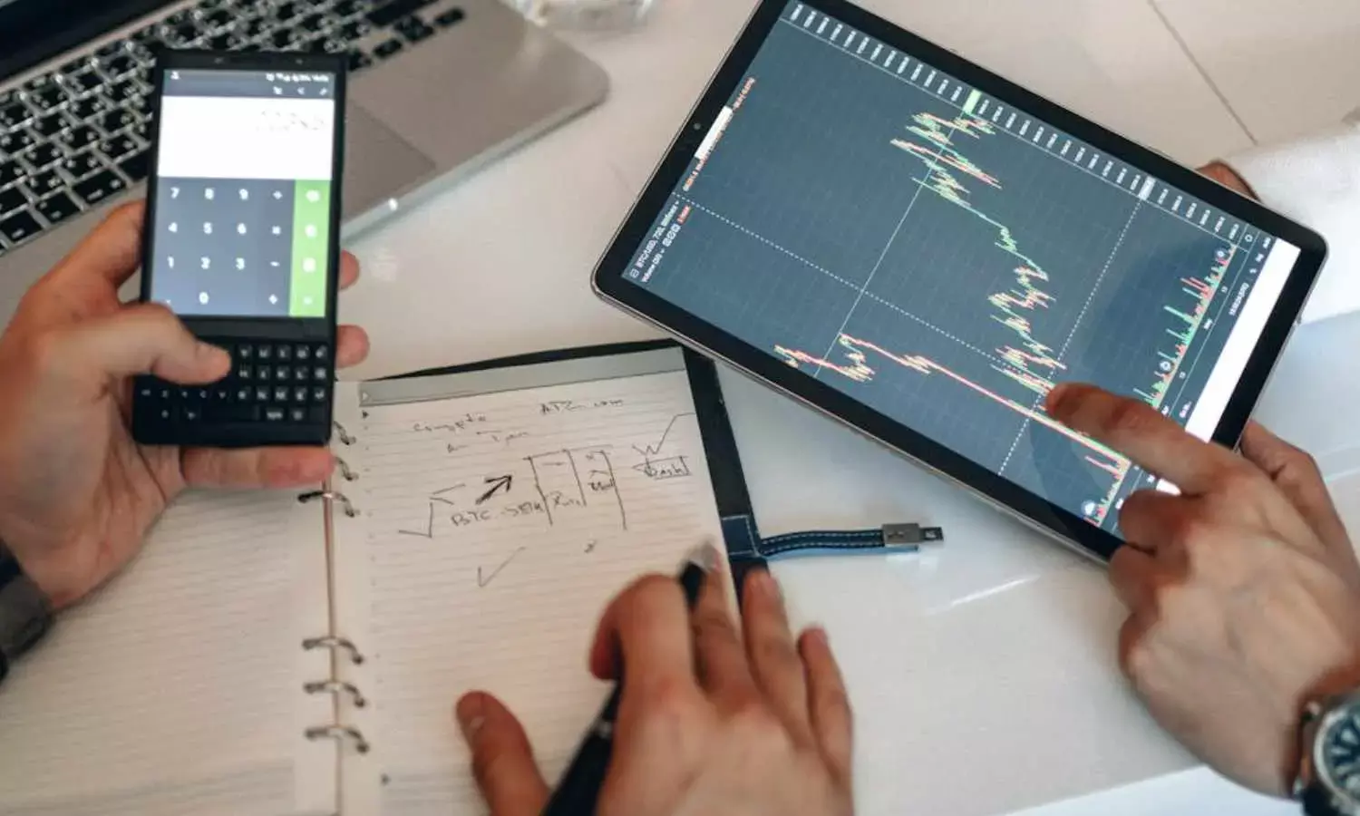 Learning Trading Strategies from Professional Traders