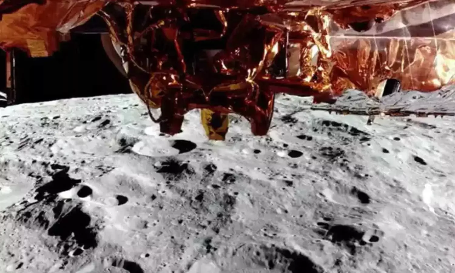 Firefly’s Blue Ghost Lander Drills into Moon’s Surface