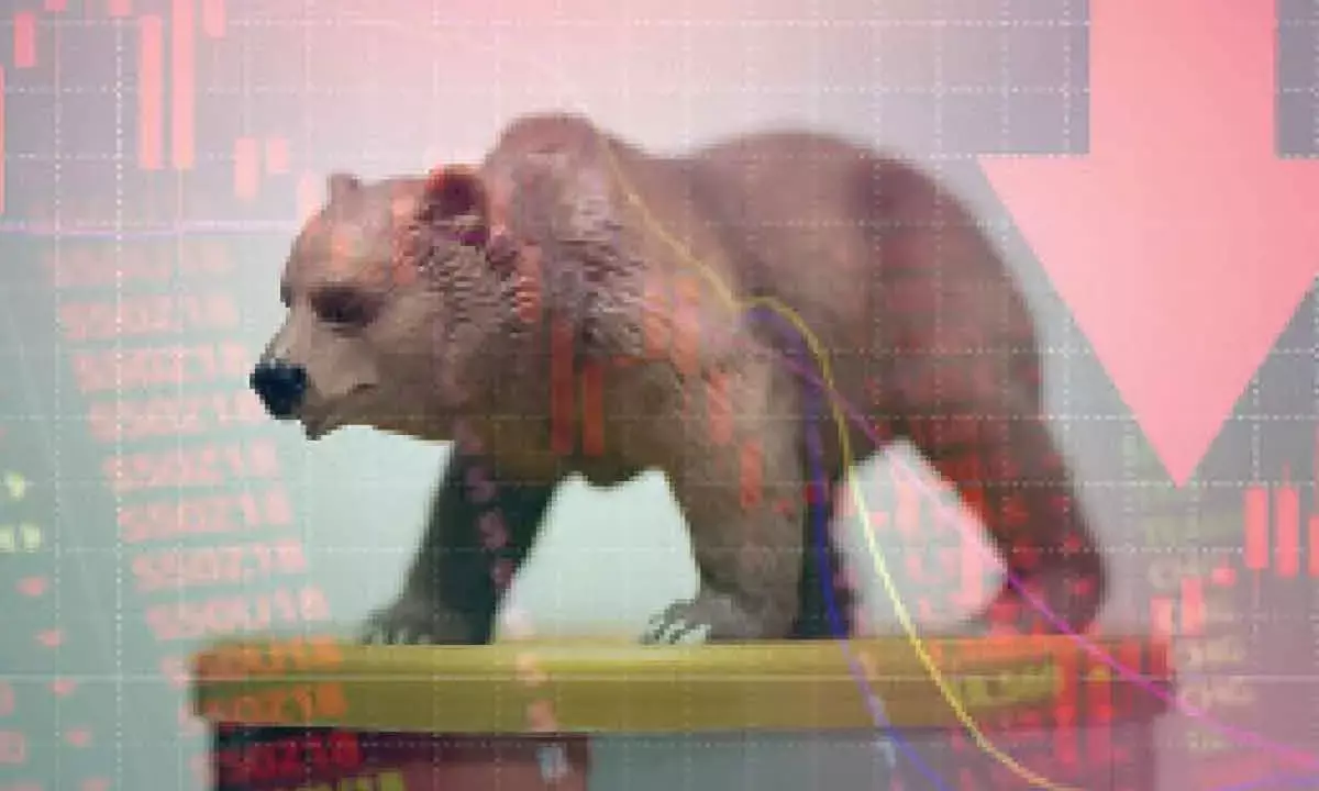 Markets Edge Down In Dreary Session