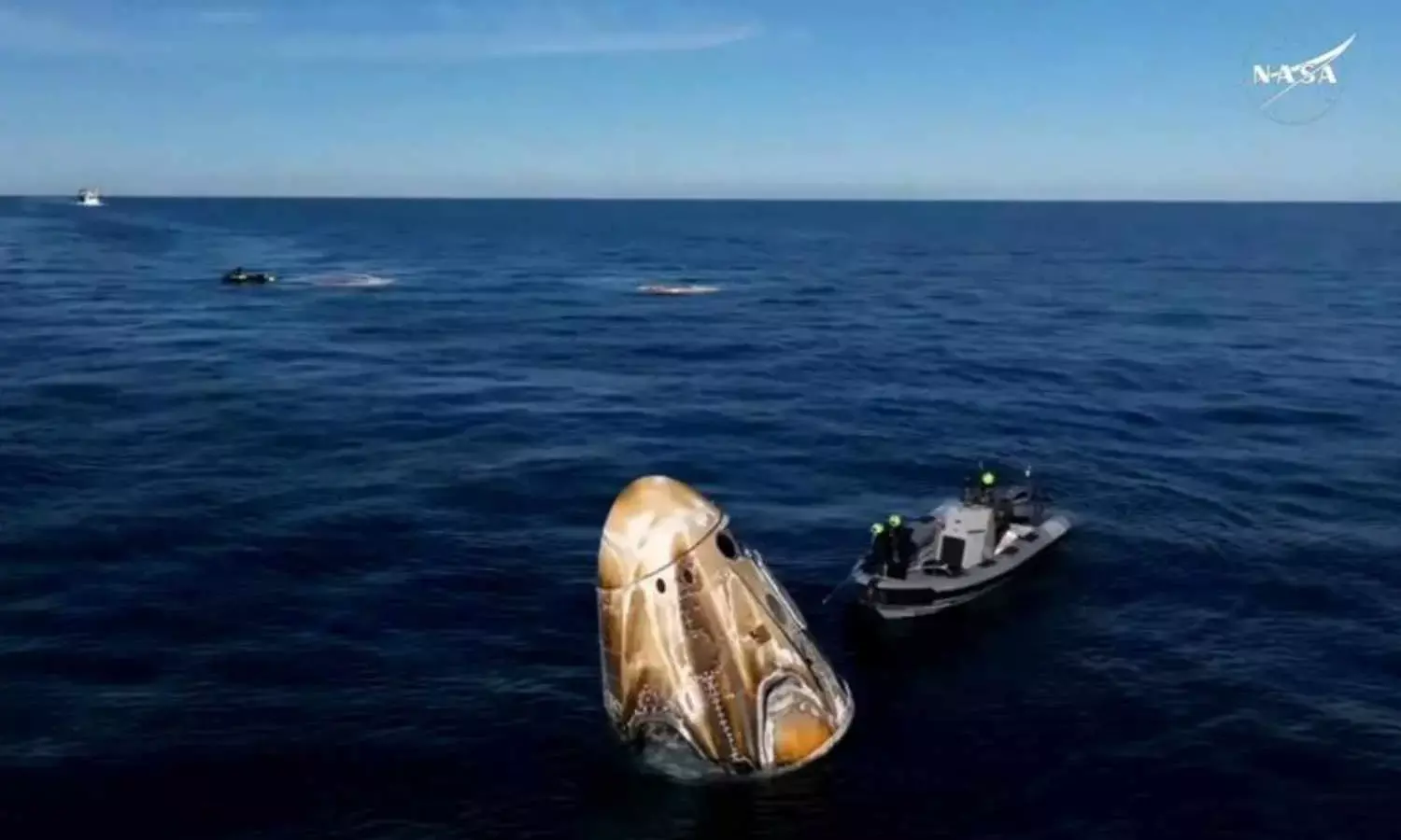 Watch: Dolphins Surround SpaceX Capsule as Sunita Williams and Crew Return to Earth Watch: Dolphins Surround SpaceX Capsule as Sunita Williams and Crew Return to Earth