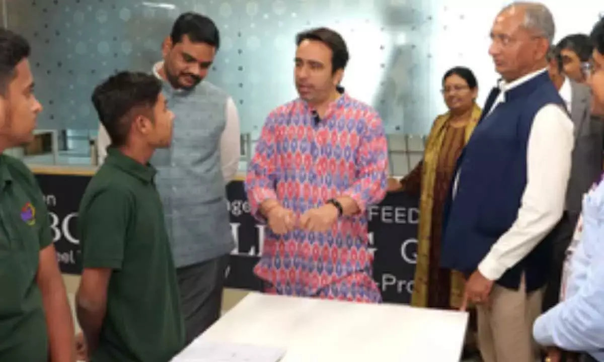 World Eyes India For Product Quality, Businesses: Min Jayant