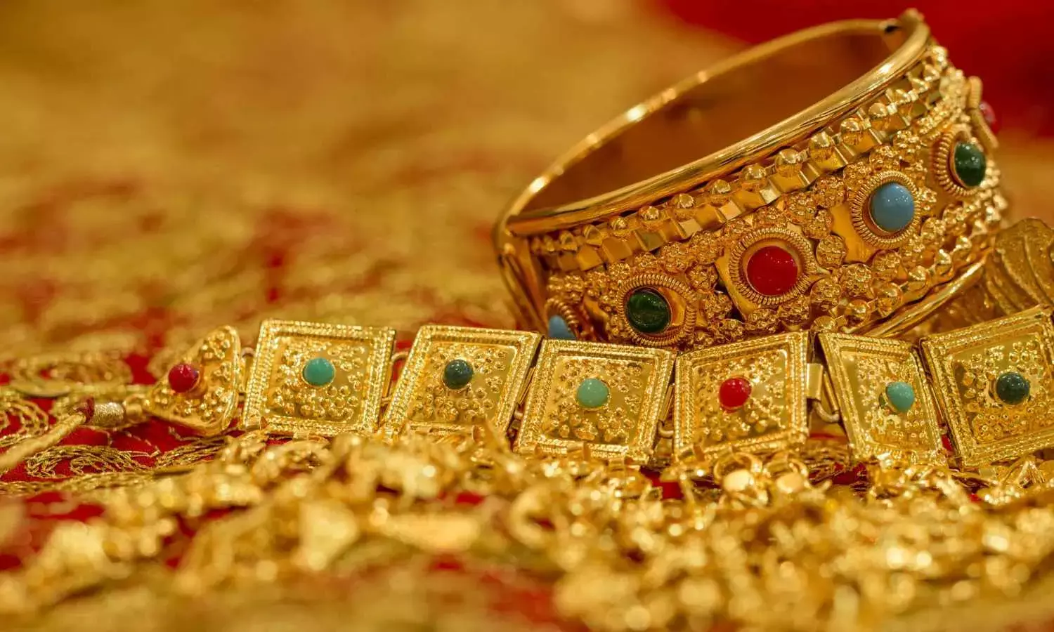 Hyderabad Gold Rates Today: No Change in 22K and 24K Prices