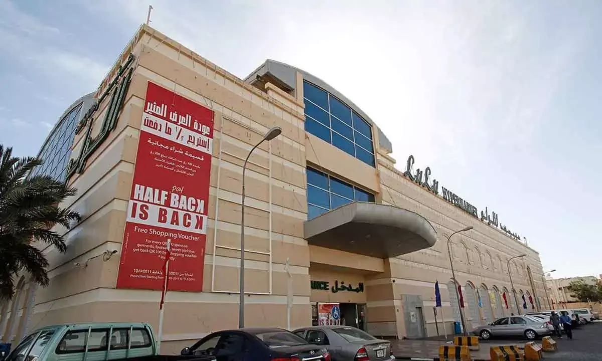 Move To Reallot Prime Vizag Land To Lulu Generates Heat