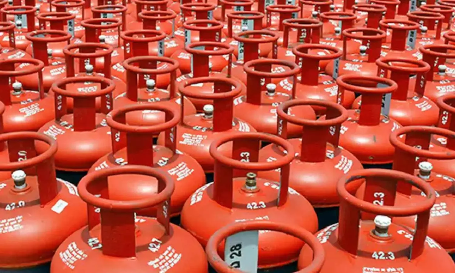 Commercial LPG Cylinder Prices Drop by ₹41. Know Key Details