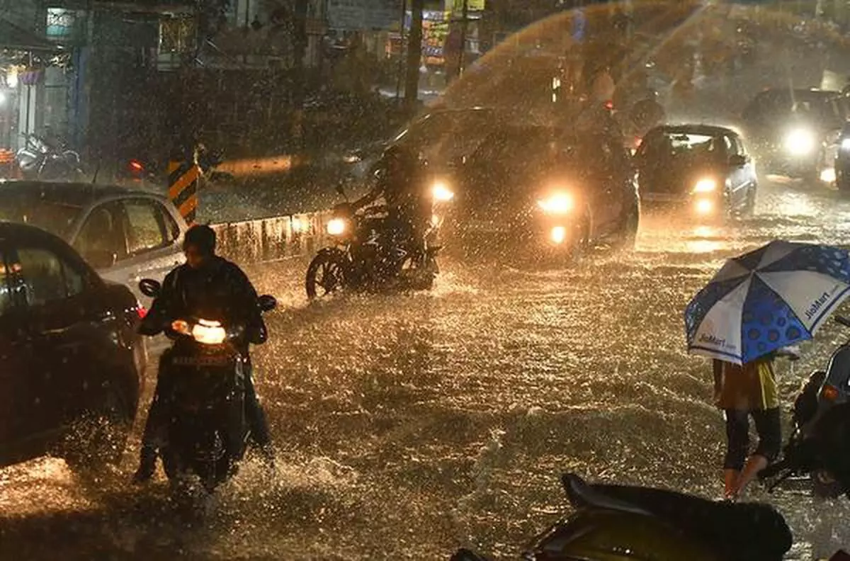 Bengaluru on High Rainfall Alert; 70% Flood Zones Fixed: Minister Bengaluru on High Rainfall Alert; 70% Flood Zones Fixed: Minister