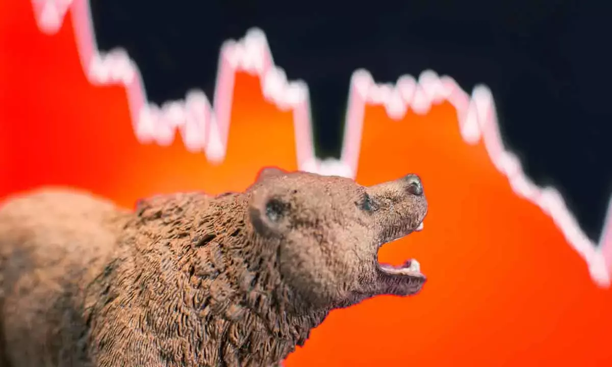 Mkts fall for second day amid Pahalgam concerns