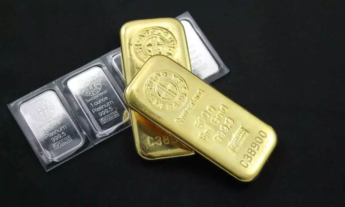 Gold tumbles Rs 1,550; Silver slumps Rs 3,000