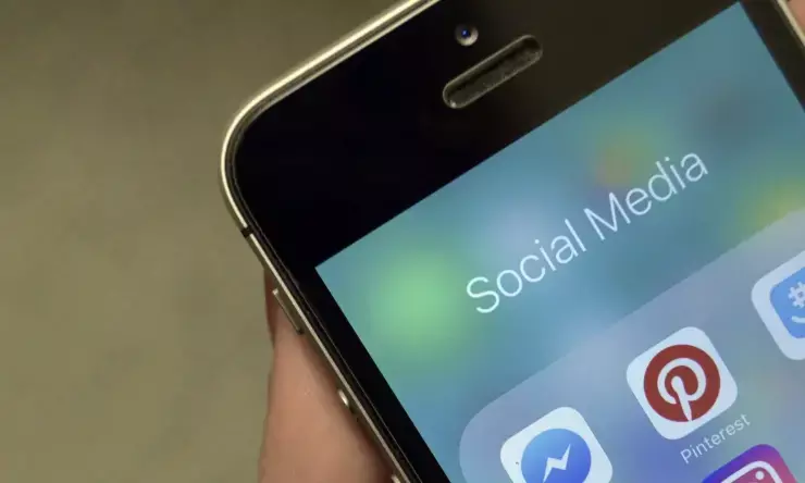 Mobile apps rise in popularity, driven by vernacular languages