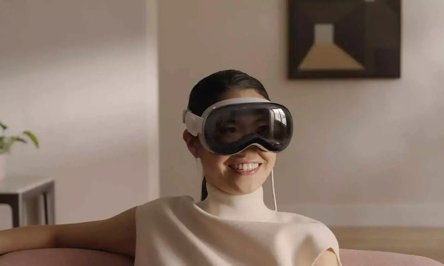 Vision Pro Update: Apple Reportedly Working On Lighter And Cheaper Version