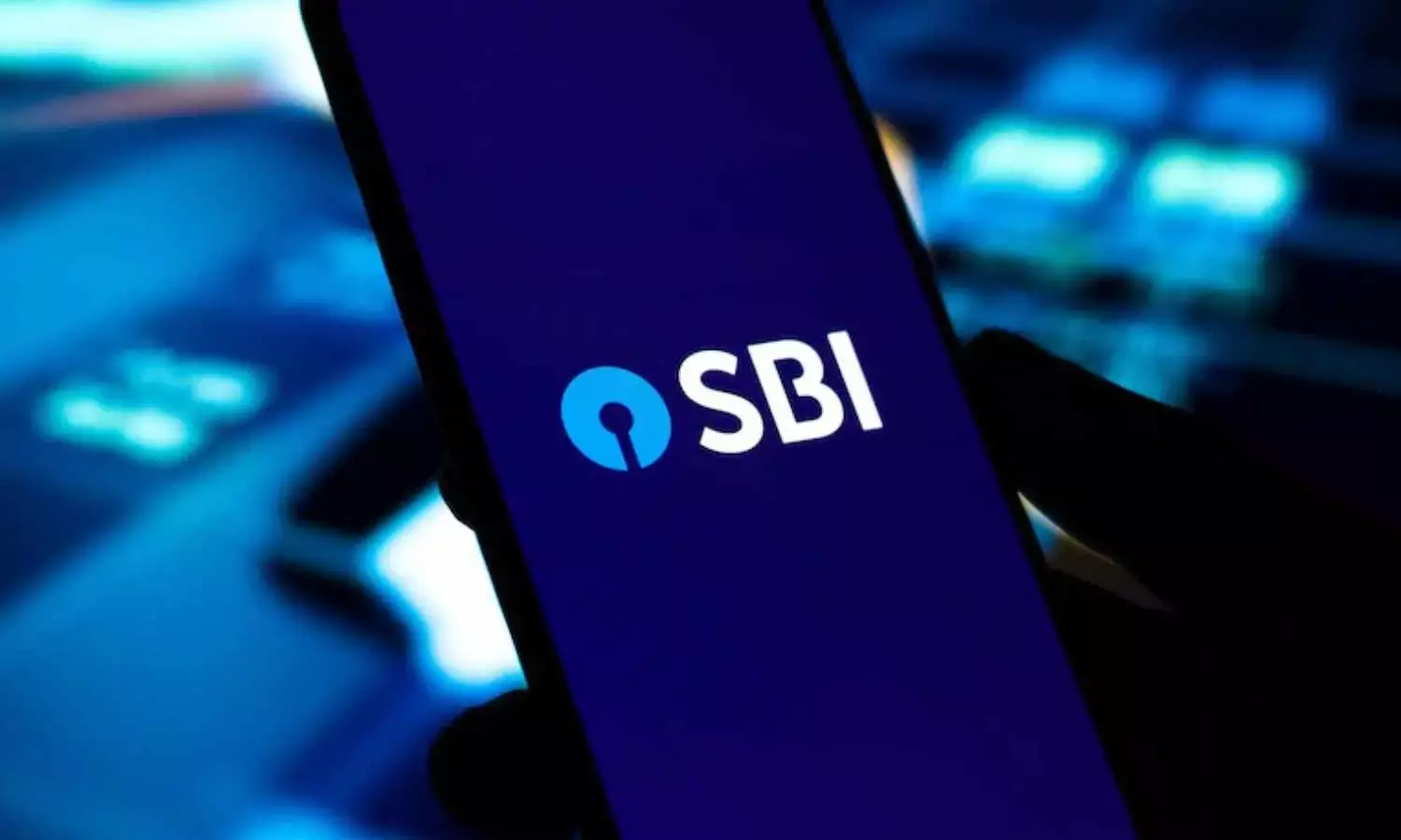 SBI Follows RBIs Repo Rate Cut with FD Interest Rate Reduction