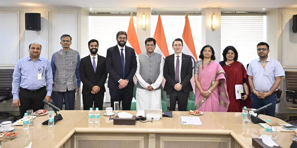 Piyush Goyal meets top execs of Elon Musks Starlink on firm’s India plans