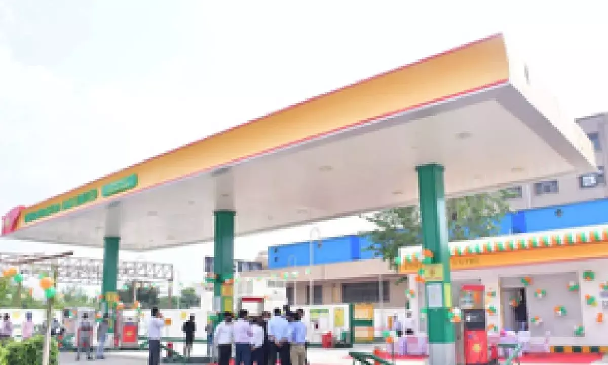 Centre takes key steps to ensure affordable CNG, PNG gas supply