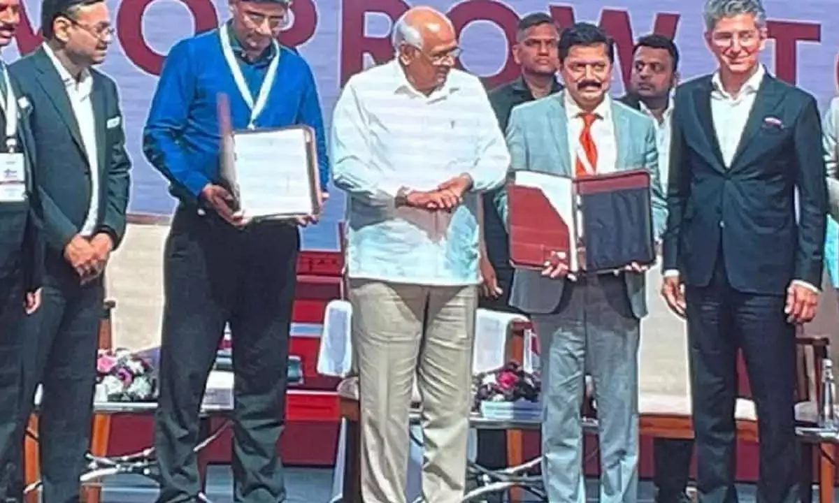 Gujarat CM Lauds Credai Focus On Sustainable Development