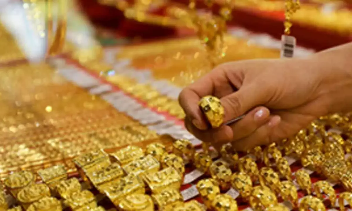 Hyderabad Gold Rates Fall Slightly; 22K Gold Drops by Rs 10