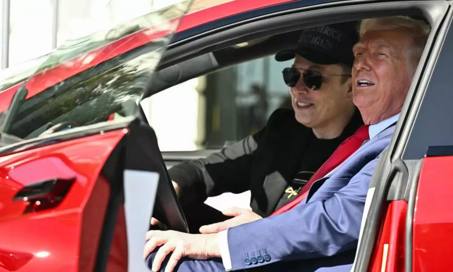 Tesla Profits Plunge 71%; Musk to Scale Back DOGE Role to Refocus on Company