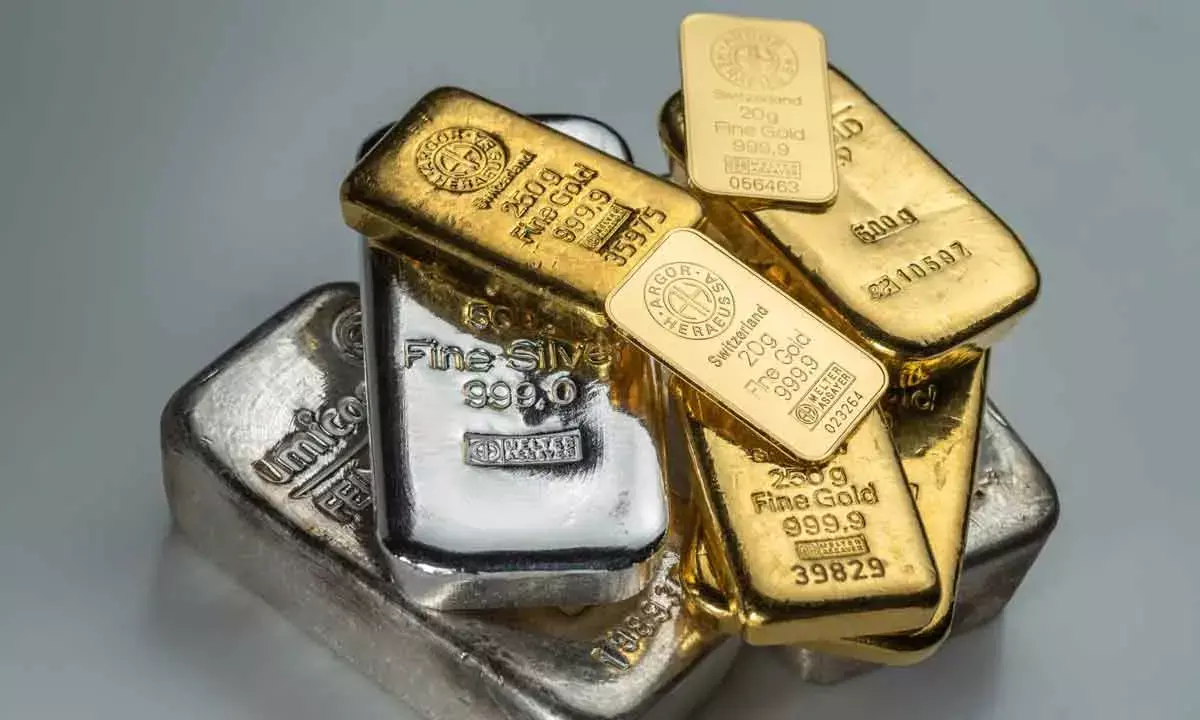Gold Climbs Rs 200, Silver Appreciates Rs 700