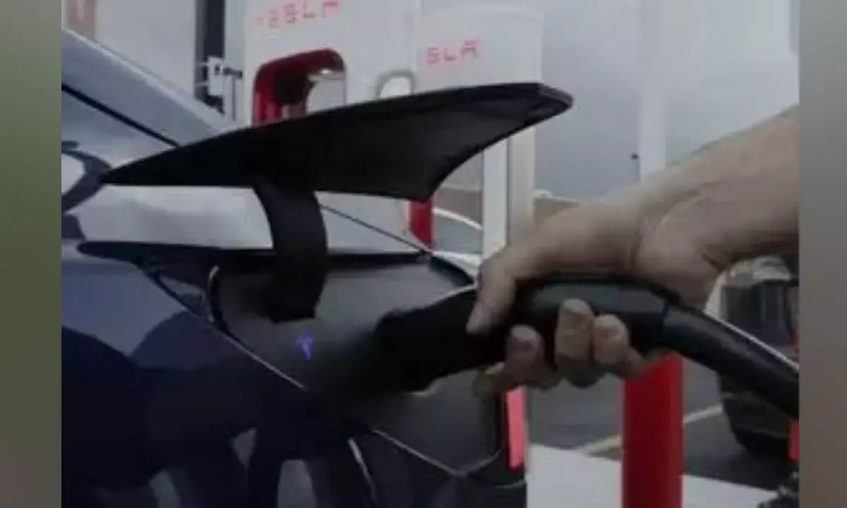 India can save $106-bn import bill from transition to EVs