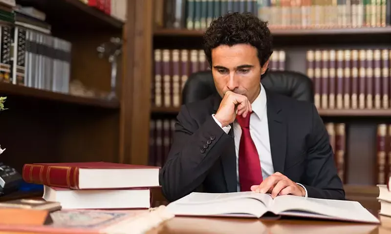 Why Every New Entrepreneur Needs a Lawyer by Their Side