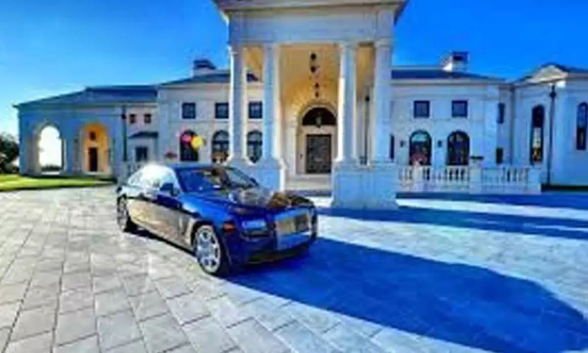 Top 19 ‘Truly Superwealthy Families Grow $1 Trn Richer