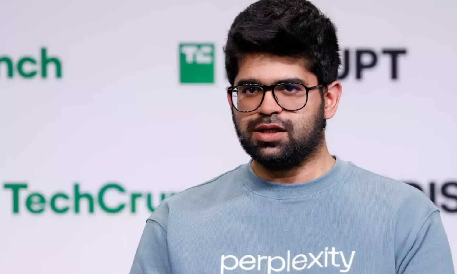Perplexity AI Assistant Made Its Way To WhatsApp