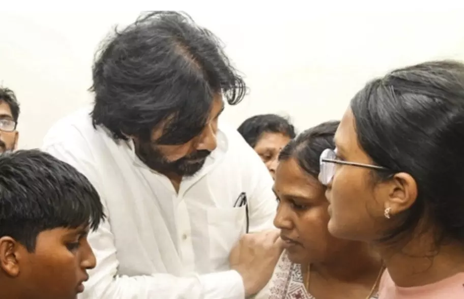 Pawan Kalyan hits back at Bilawal Bhutto: “If needed, every Indian will spill blood for the nation” Pawan Kalyan hits back at Bilawal Bhutto: “If needed, every Indian will spill blood for the nation”