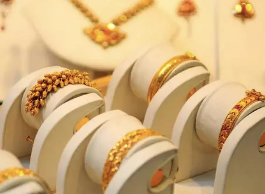 High gold prices temper Akshaya Tritiya buying; Silver see uptick High gold prices temper Akshaya Tritiya buying; Silver see uptick