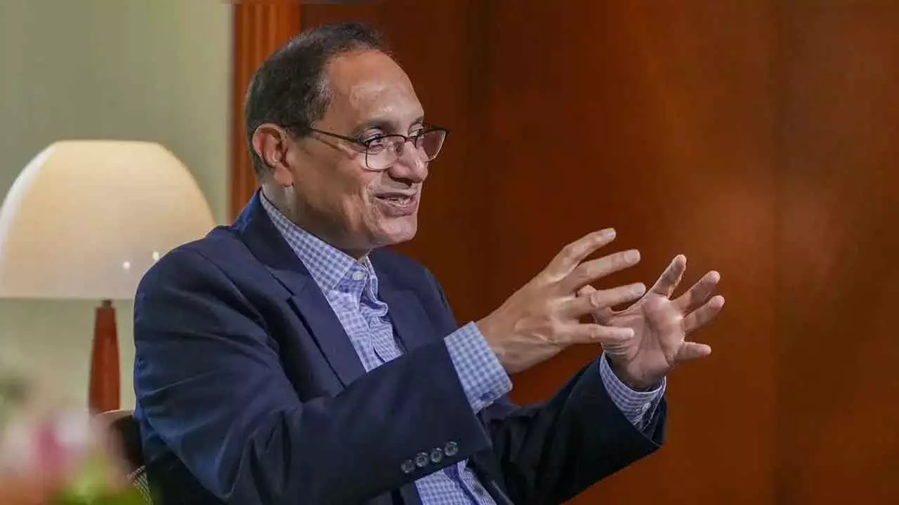 Sebi Chief Rules Out Aptitude Test For Retailers In F&O Trade Sebi Chief Rules Out Aptitude Test For Retailers In F&O Trade