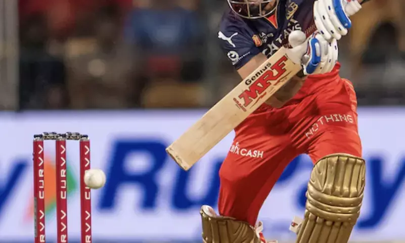 RCB vs CSK LIVE Score, IPL 2025: Virat Kohli sets new record as RCB reach 154/3