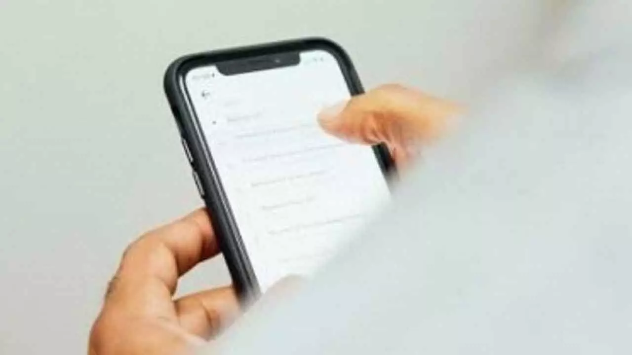 Affordable 5G Phones Cross 100 Pc Growth In India, Apple Shines In Premium Segment Affordable 5G Phones Cross 100 Pc Growth In India, Apple Shines In Premium Segment