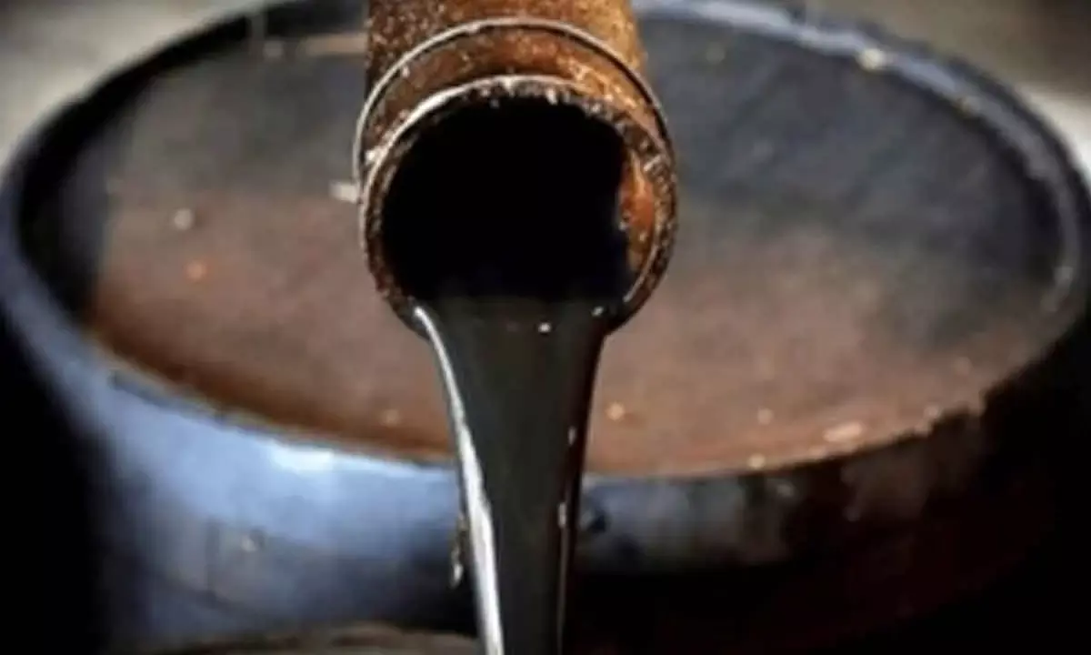 Rs 1.8-Trn Windfall Likely As Crude Price Slides