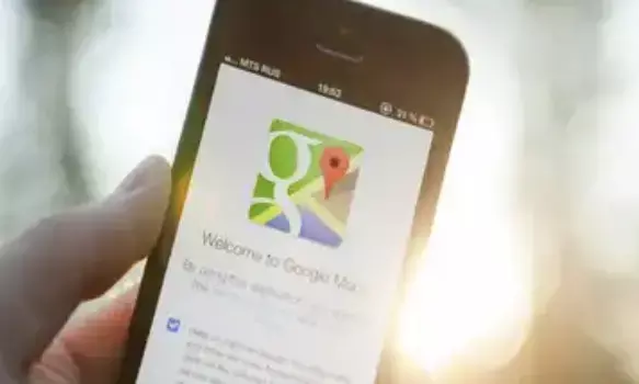 Google Maps introduces screenshot-based location saving for iPhone users