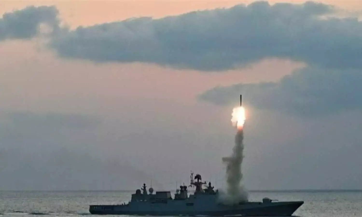 Indian Navy reportedly conducts strike on Karachi port, marking first such action since 1971, targeting strategic Pakistani naval installations