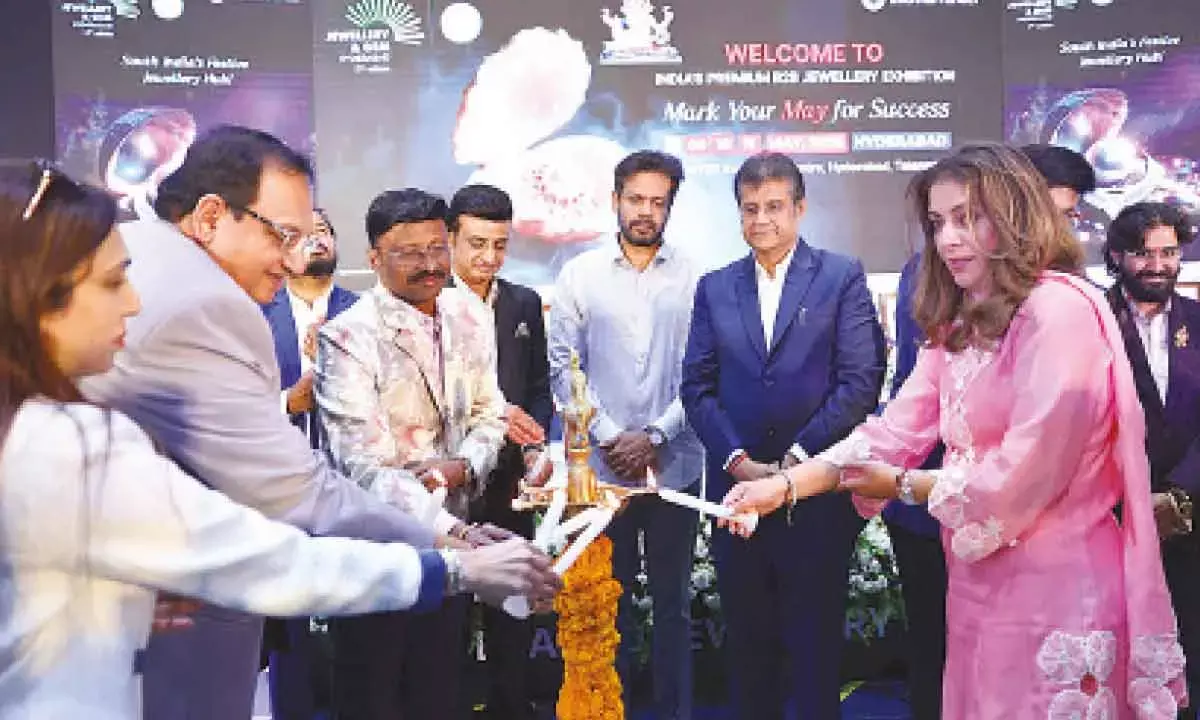 Jewellery & Gem Fair Off To A Glittering Start