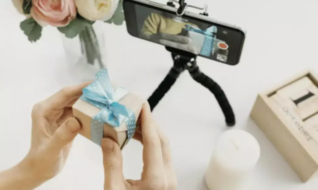 Mother’s Day 2025: 6 best tech gifts to surprise your tech-savvy mom