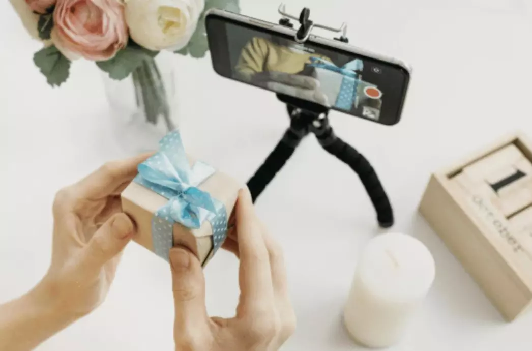 Mother’s Day 2025: 6 best tech gifts to surprise your tech-savvy mom Mother’s Day 2025: 6 best tech gifts to surprise your tech-savvy mom
