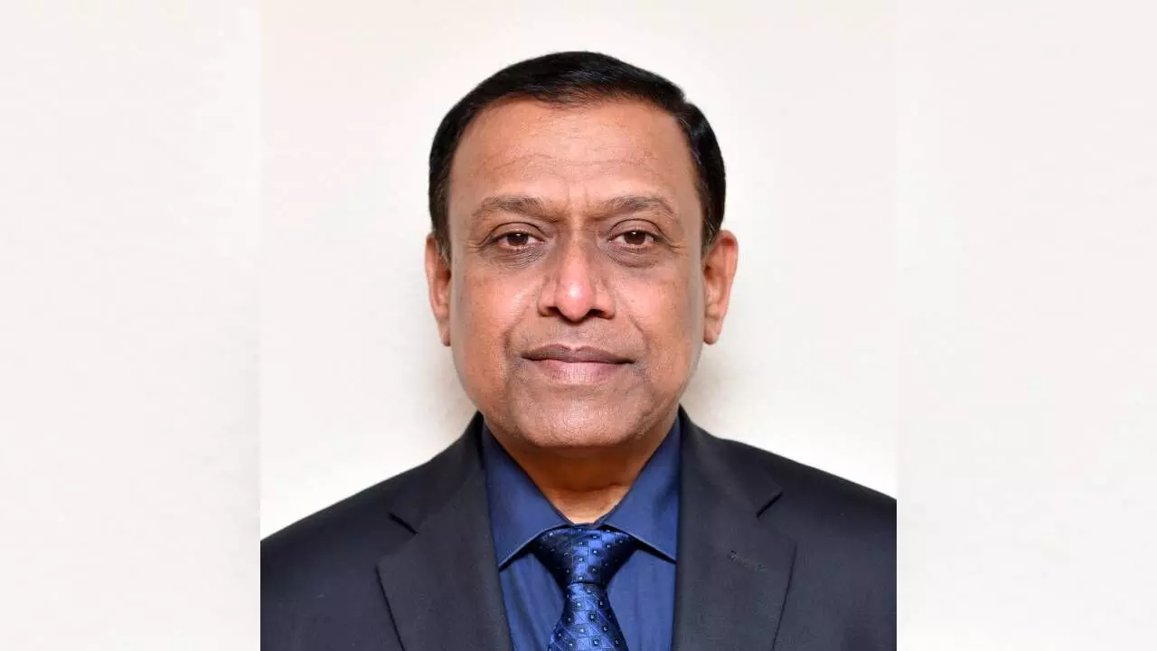 LIC launches online facility for ‘Premium payment through WhatsApp Bot’ LIC launches online facility for ‘Premium payment through WhatsApp Bot’